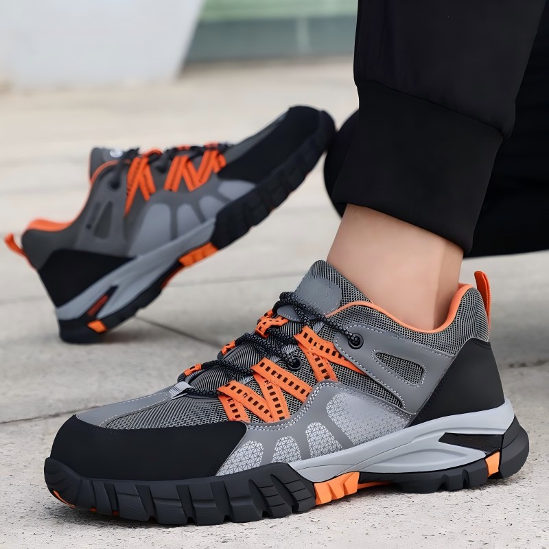 Breathable mesh upper of JS‑Y2001 anti‑static safety shoes, lightweight and comfortable